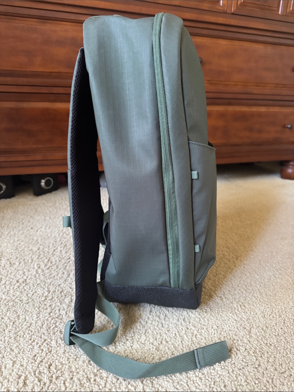 Forwrd Pickleball Backpack Green - Picture 4 of 14